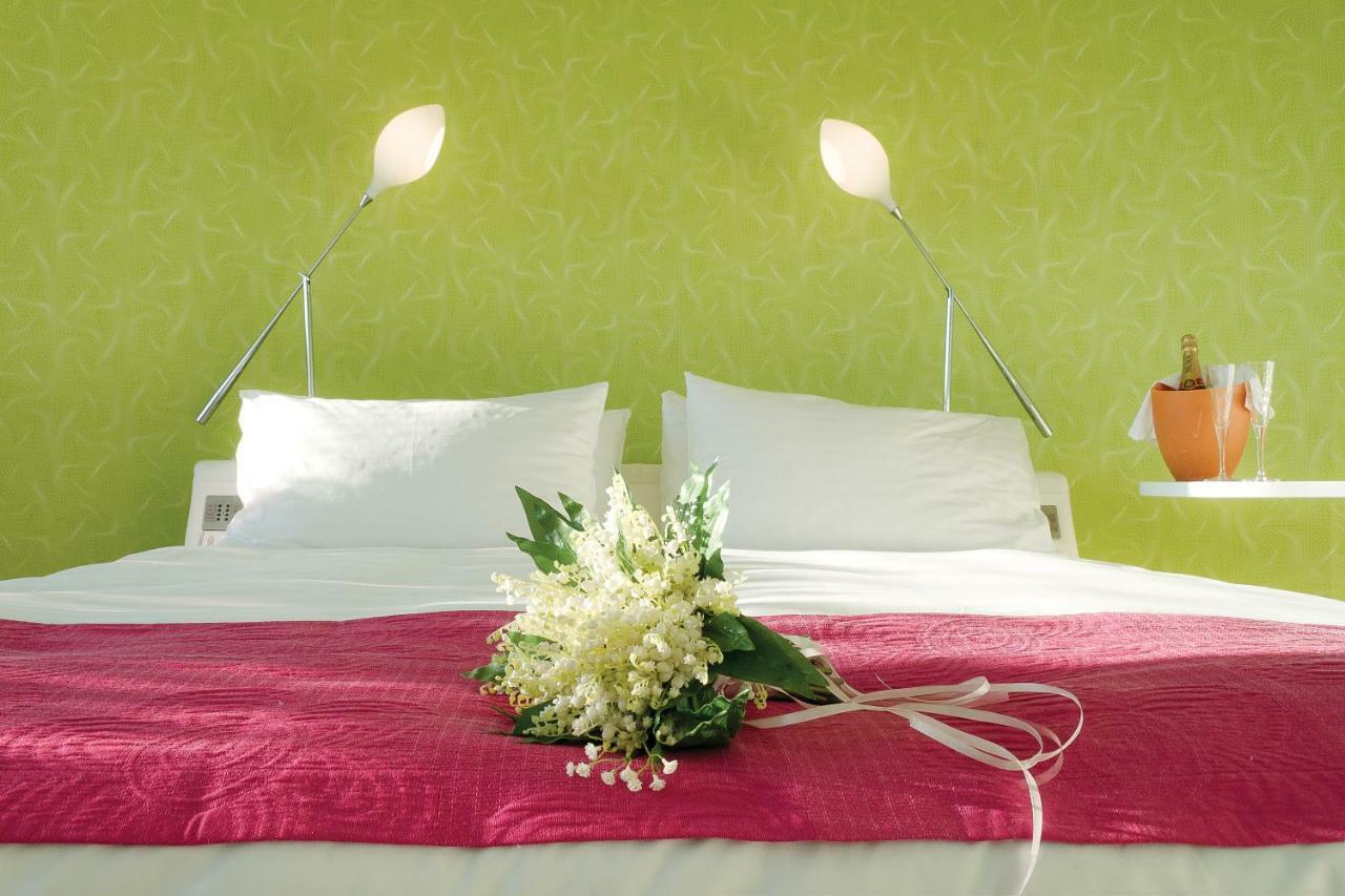 Semiramis Hotel Kifisia Bagian luar foto